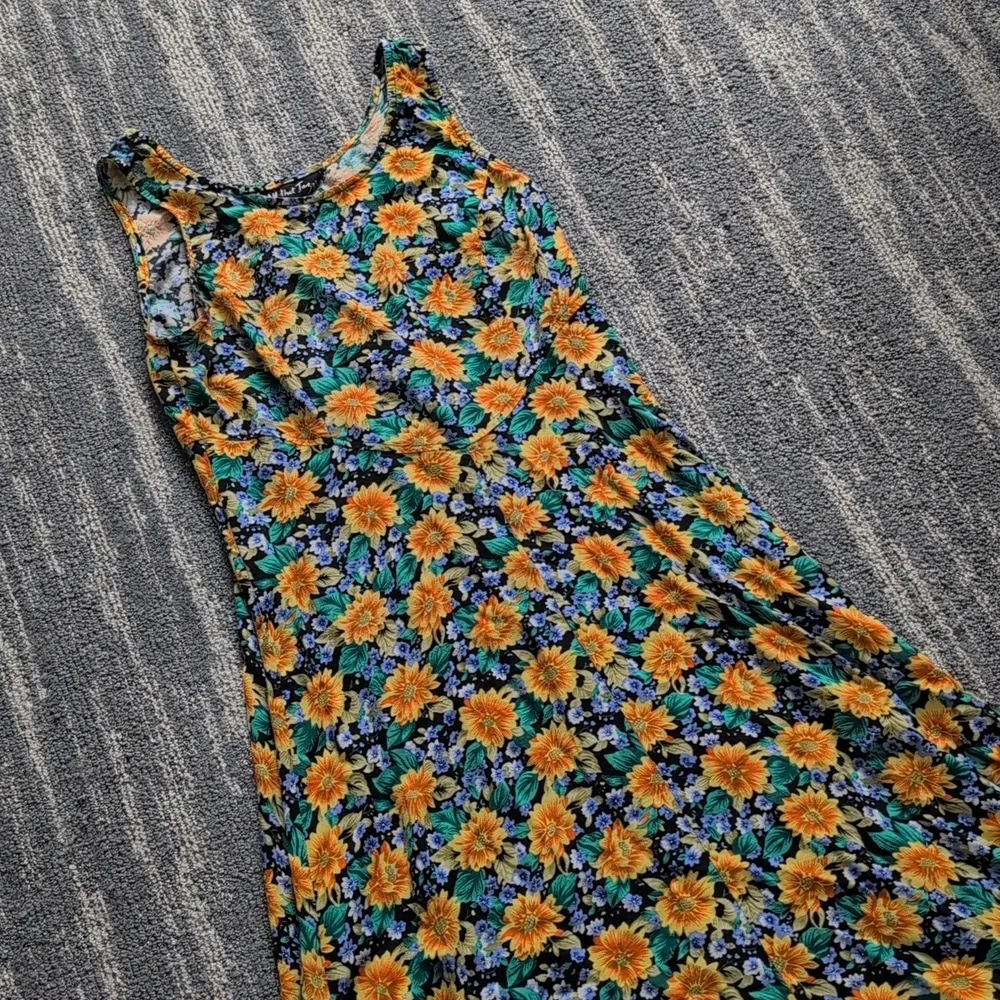 All that Jazz Yellow - VINTAGE 90s Sunflower Maxi Dress - Picture 2 of 5